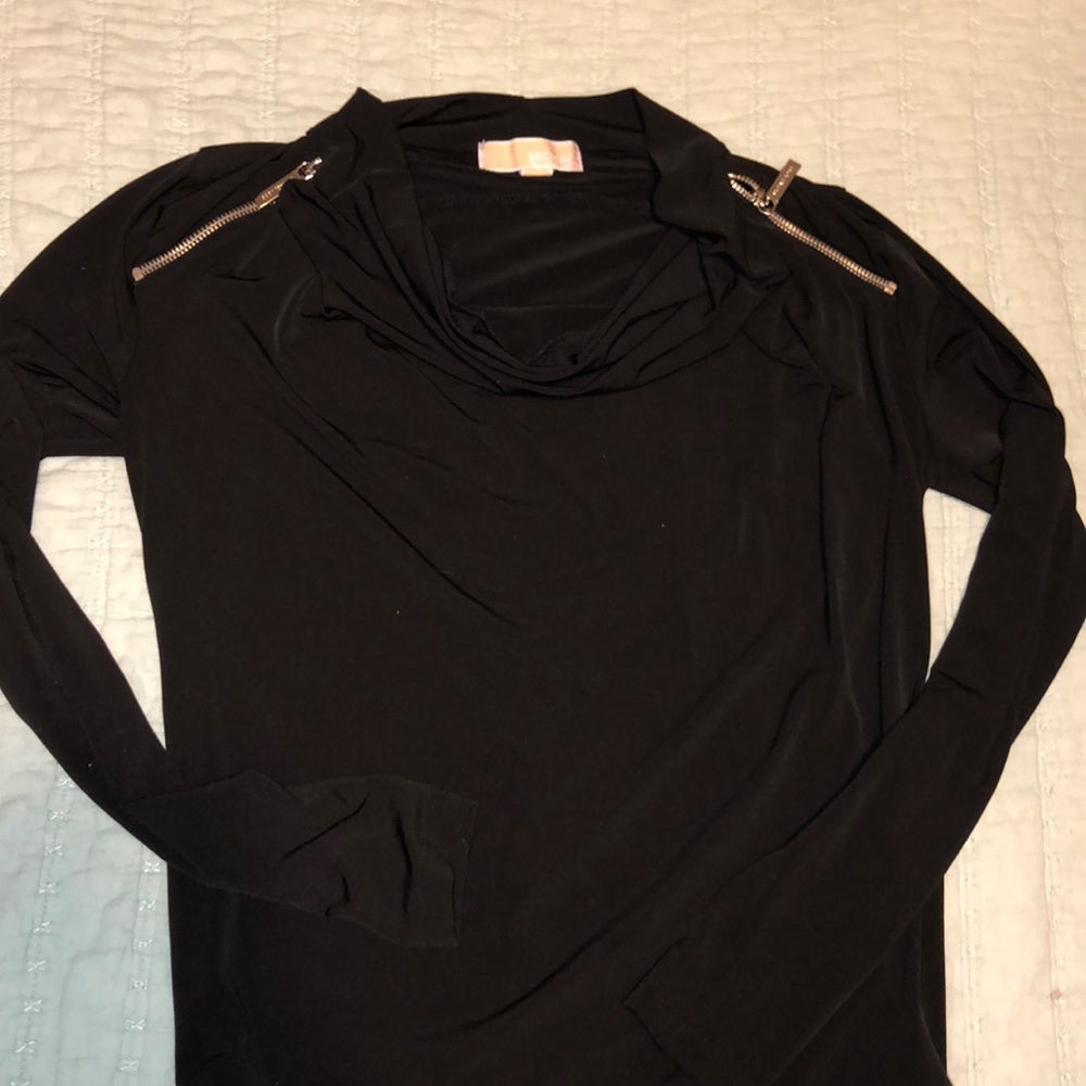 dress shirt